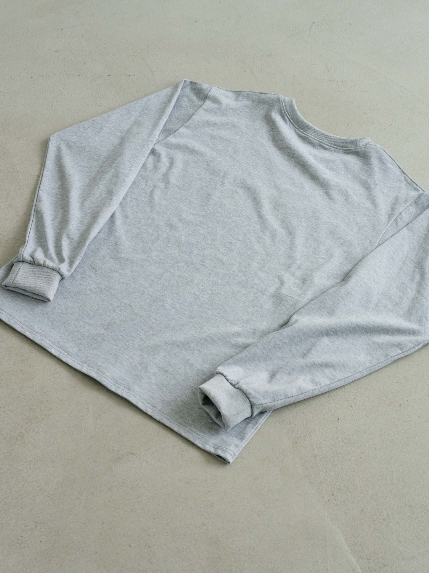 【ユニセックス】グラフィックロゴロンT