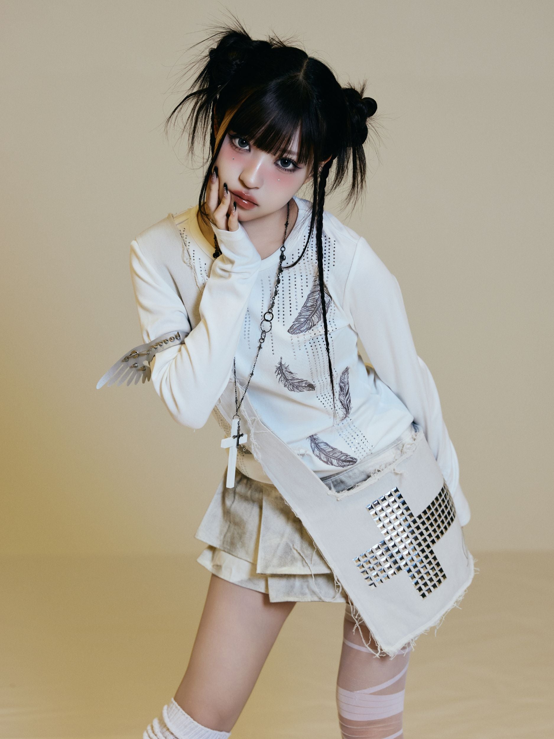 フェザーラインストーンロンT