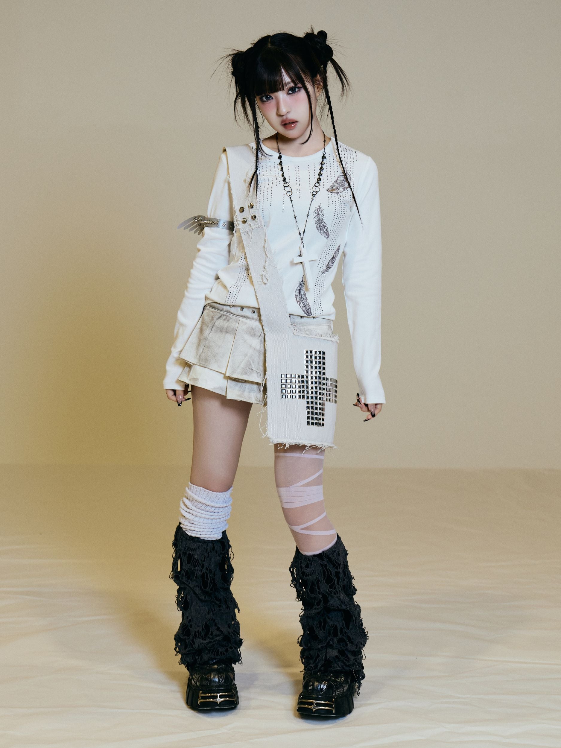 フェザーラインストーンロンT