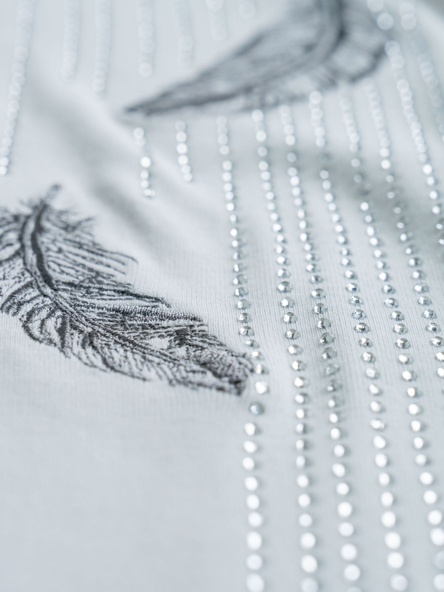 フェザーラインストーンロンT