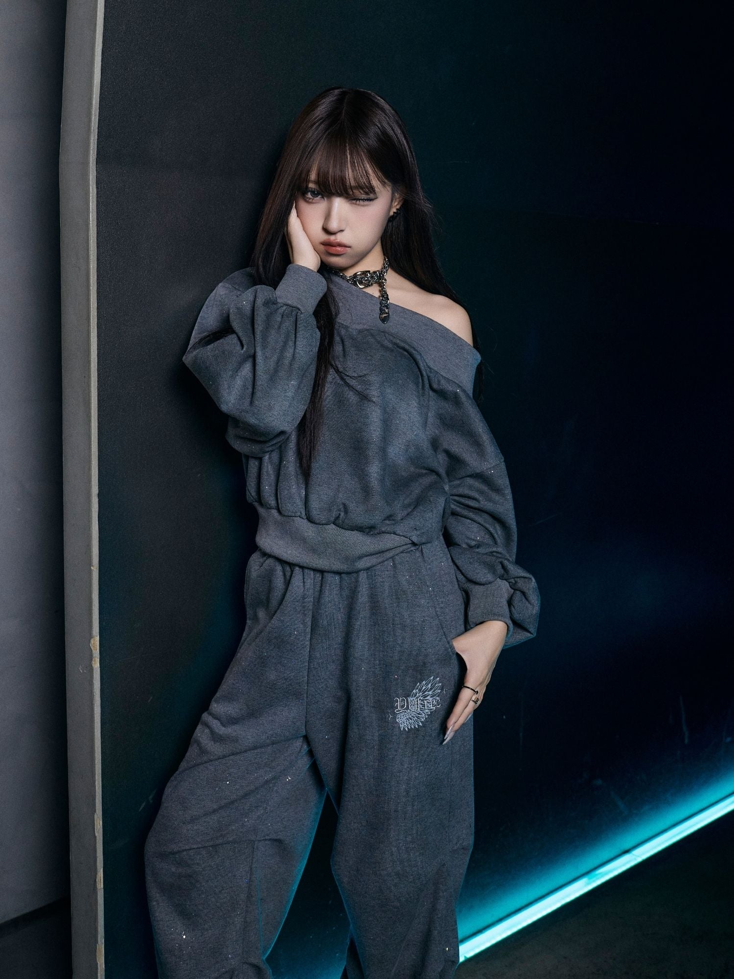 【予約商品】オフショルラメスウェットトップス　9月下旬発送予定