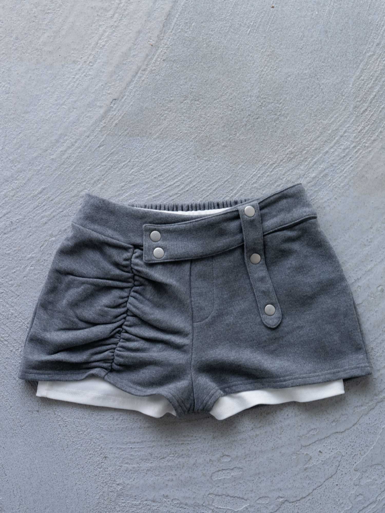【予約商品】アシメデザインショートパンツ（インナー付）　9月下旬発送予定